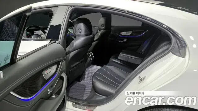 Mercedes-Benz CLS-Class 2021 — Şəkil 19/20