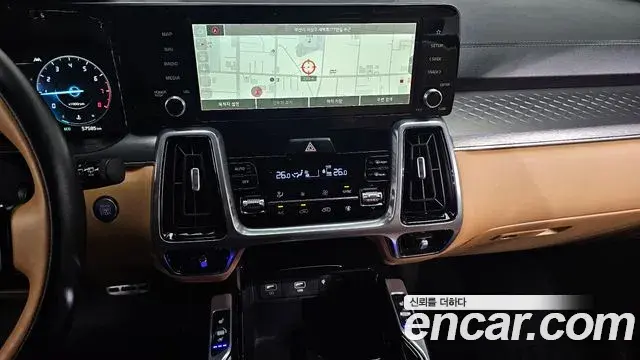 Kia Sorento 2023 — ფოტო 2/20