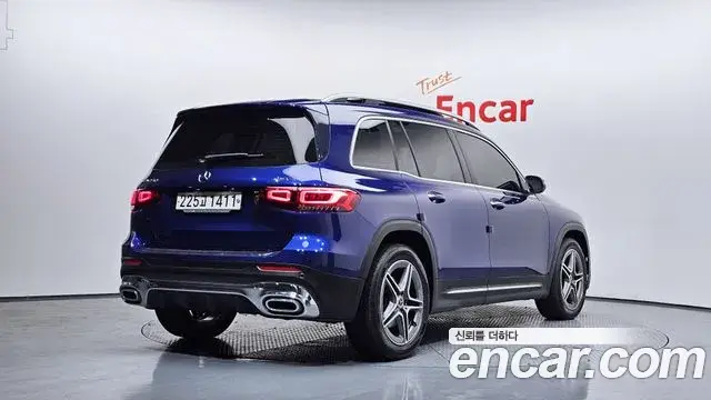 Mercedes-Benz GLB-Class 2020 — ფოტო 1/20