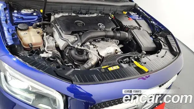 Mercedes-Benz GLB-Class 2020 — ფოტო 18/20