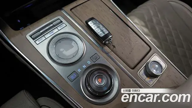 Genesis GV80 2020 — ფოტო 10/20