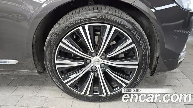 Volvo S90 2021 — Şəkil 19/20