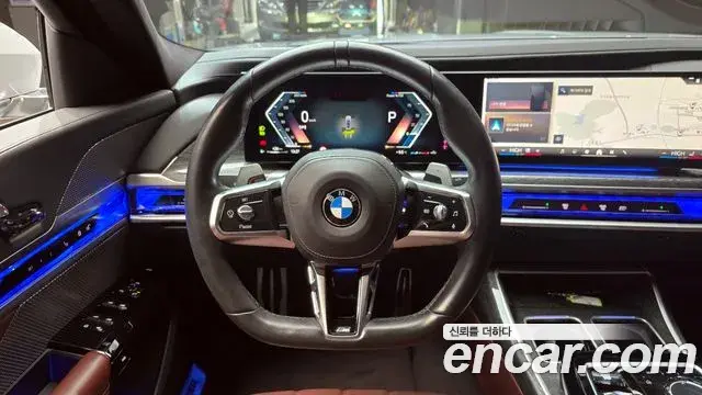 BMW 7 Series 2023 — Photo 12/20