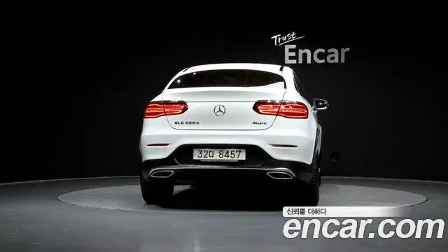 Mercedes-Benz GLC-Class 2018 — ფოტო 7/20