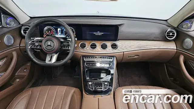 Mercedes-Benz E-Class 2018 — Şəkil 20/20