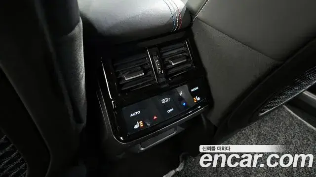 Renault Samsung Grand Koleos 2024 — Photo 9/20
