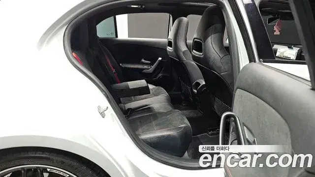 Mercedes-Benz A-Class 2023 — ფოტო 12/21