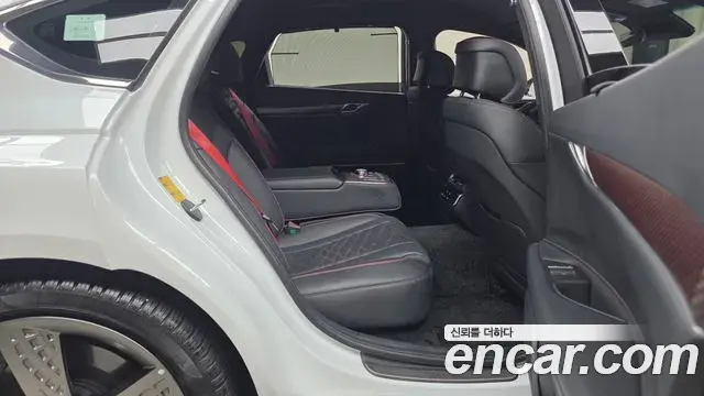 Genesis G80 2025 — Şəkil 16/20
