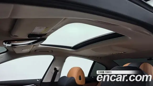 BMW 5 Series 2019 — ფოტო 7/20
