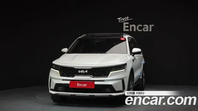 Kia Sorento 2022 — Фото 3/20