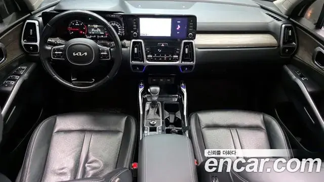 Kia Sorento 2022 — Фото 7/20