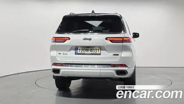 Jeep Grand Cherokee 2022 — Şəkil 13/20