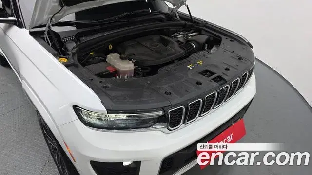 Jeep Grand Cherokee 2022 — Şəkil 3/20