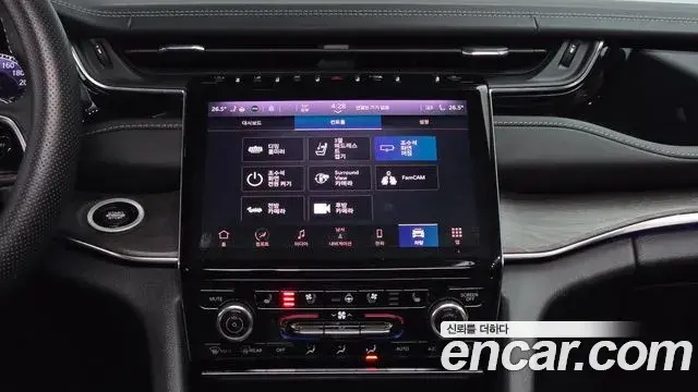 Jeep Grand Cherokee 2022 — Şəkil 10/20