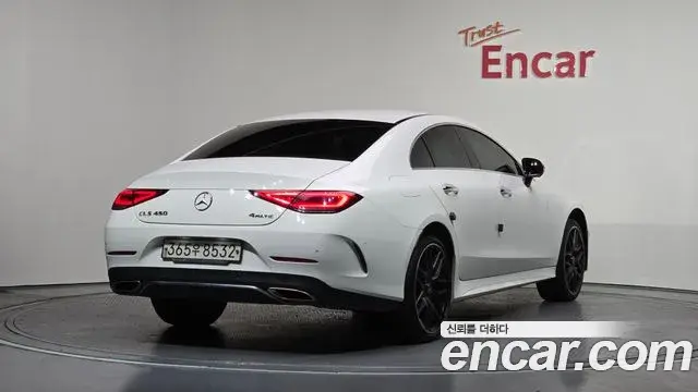 Mercedes-Benz CLS-Class 2019 — Photo 10/20