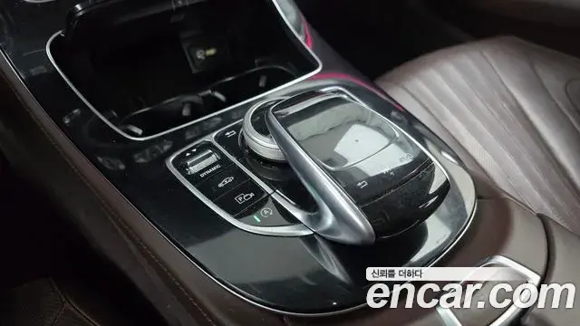 Mercedes-Benz CLS-Class 2019 — Photo 20/20