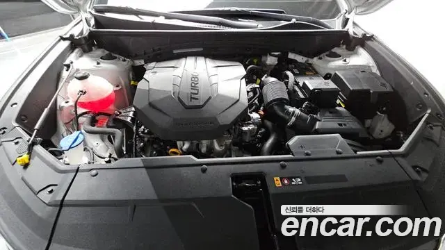 Hyundai Tucson Hybrid 2023 — ფოტო 18/20