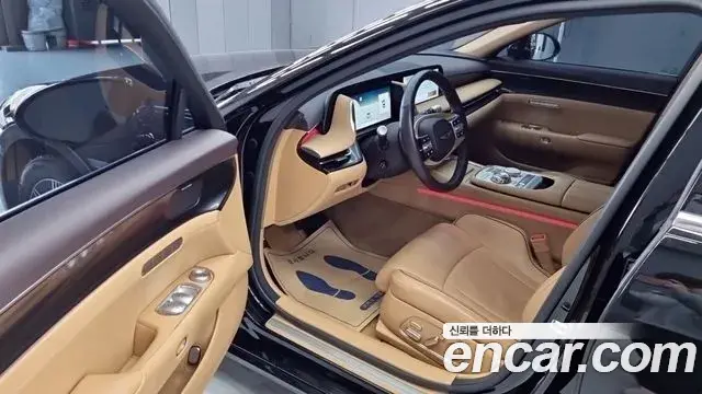 Genesis G90 2022 — ფოტო 9/18
