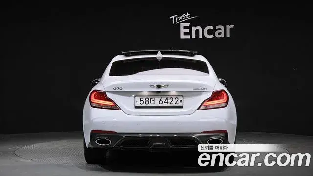 Genesis G70 2019 — Photo 4/20
