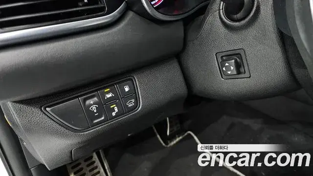 Genesis G70 2019 — Photo 19/20