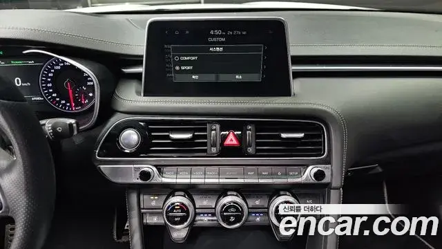 Genesis G70 2019 — Photo 18/20