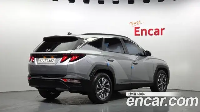 Hyundai Tucson Hybrid 2023 — ფოტო 7/20