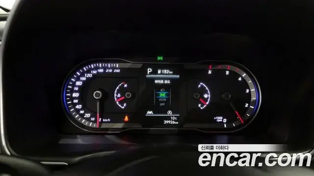 Hyundai Tucson Hybrid 2023 — ფოტო 17/20