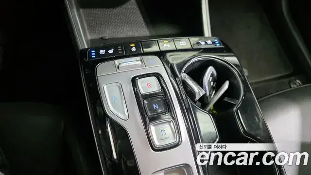 Hyundai Tucson Hybrid 2023 — ფოტო 14/20