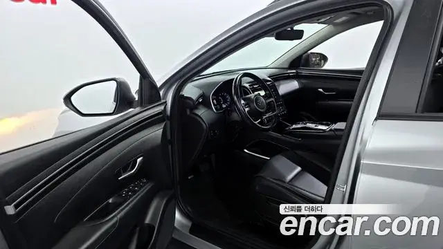 Hyundai Tucson Hybrid 2023 — ფოტო 18/20