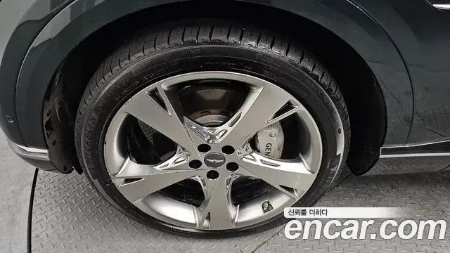 Genesis GV80 2022 — Photo 16/20
