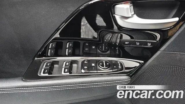 Kia Niro 2019 — ფოტო 5/20