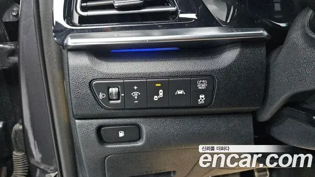Kia Niro 2019 — ფოტო 7/20