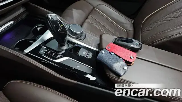 BMW 5 Series 2018 — Фото 9/20