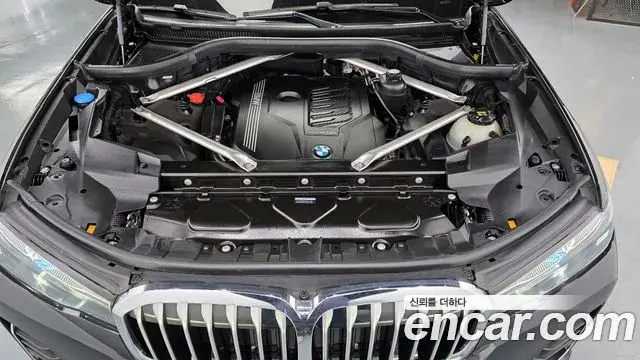 BMW X7 2022 — Photo 1/20
