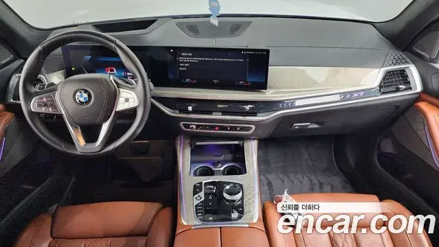 BMW X7 2023 — ფოტო 14/20