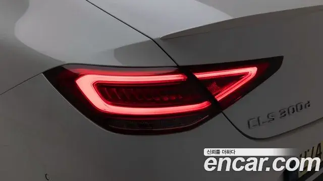 Mercedes-Benz CLS-Class 2022 — Şəkil 19/20