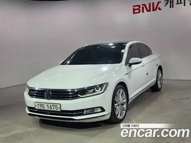 Volkswagen Passat GT 2018 — ფოტო 6/20