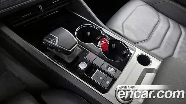 Volkswagen Touareg 2020 — Photo 12/20