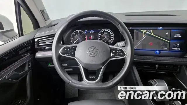 Volkswagen Touareg 2020 — Photo 14/20