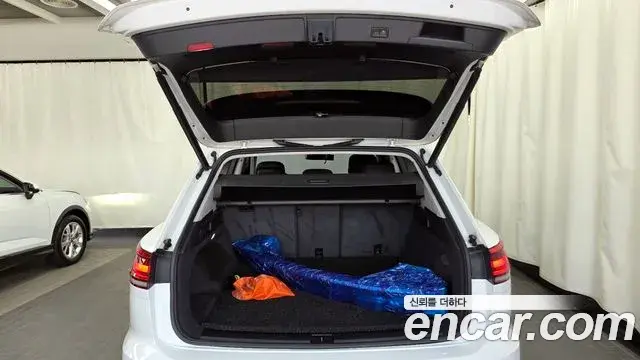 Volkswagen Touareg 2020 — Photo 9/20