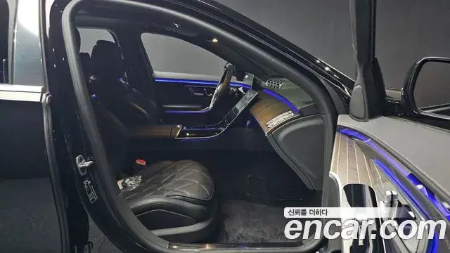 Mercedes-Benz S-Class 2023 — ფოტო 6/20
