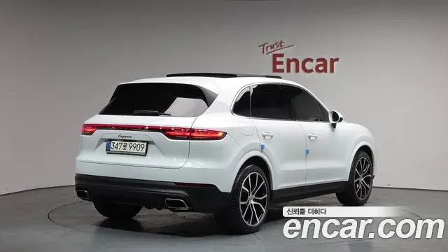 Porsche Cayenne 2021 — Şəkil 13/20