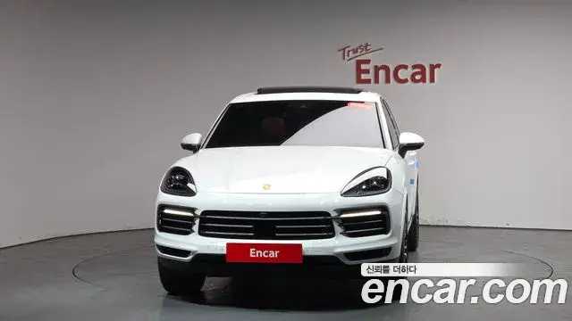 Porsche Cayenne 2021 — Şəkil 9/20