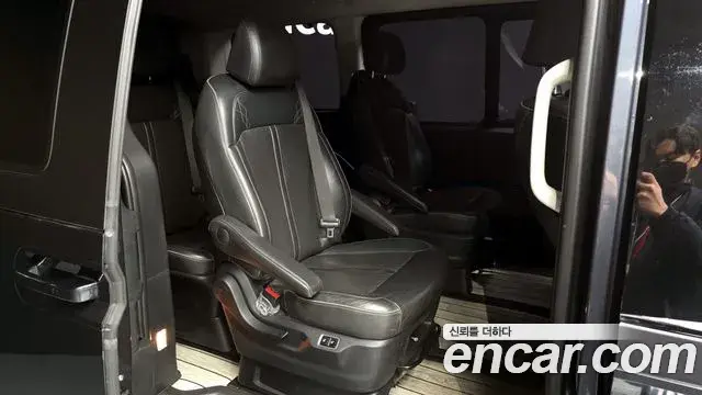 Hyundai Staria 2021 — Фото 12/20
