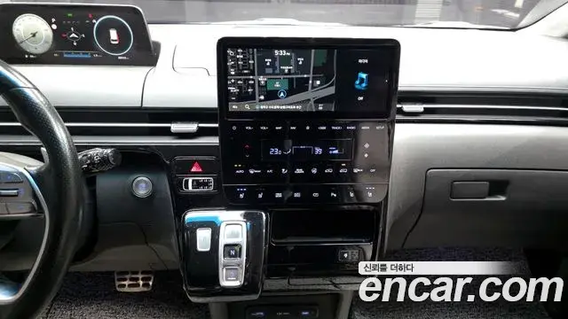 Hyundai Staria 2021 — Фото 14/20