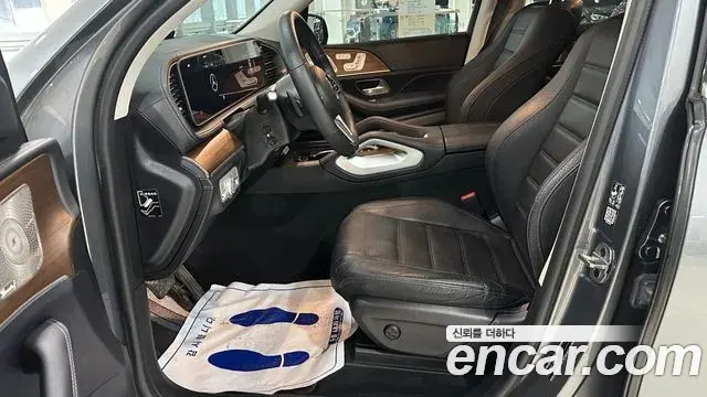 Mercedes-Benz GLE-Class 2021 — ფოტო 4/19