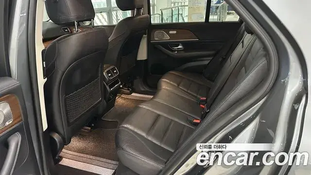 Mercedes-Benz GLE-Class 2021 — ფოტო 7/19