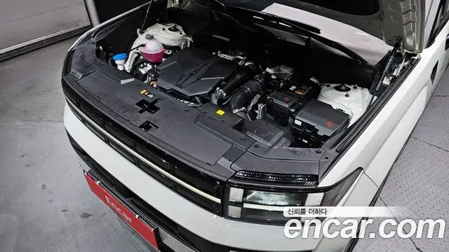 Hyundai Santa Fe 2024 — ფოტო 8/20
