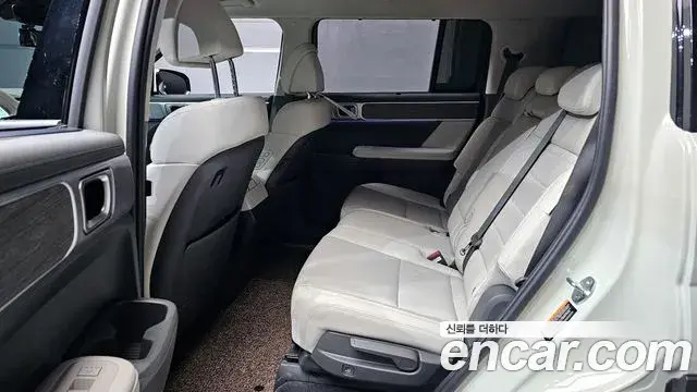 Hyundai Santa Fe 2024 — ფოტო 7/20