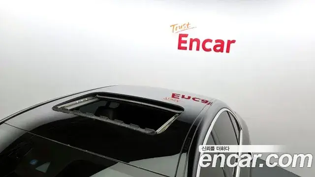 Mercedes-Benz E-Class 2019 — Şəkil 19/20